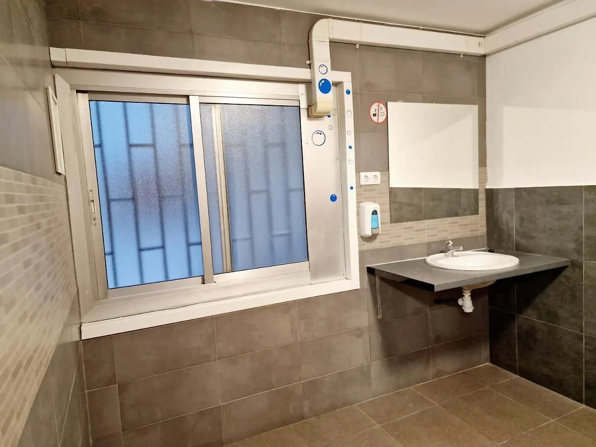 Arc House Barcelona Hostel