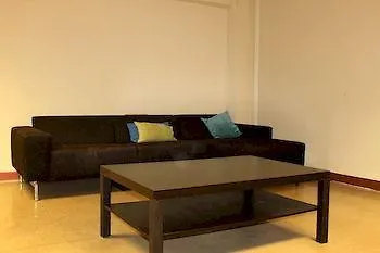 Arc House Barcelona Hostel
