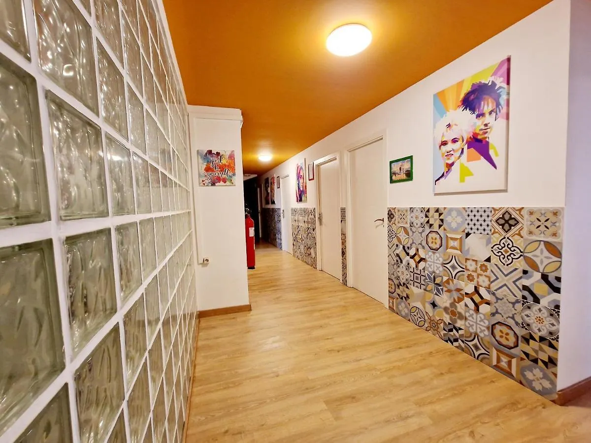 Arc House Barcelona Hostel Ισπανία
