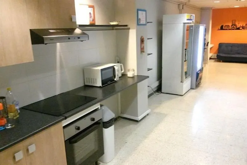 Arc House Barcelona Hostel